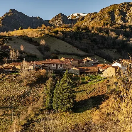 Chalet Terra Ecoturismo Casa La Cueva *